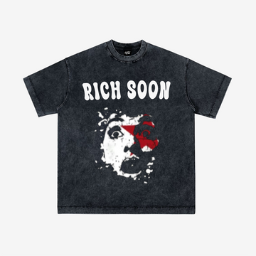 Rich Soon Letter FACE T-shirt