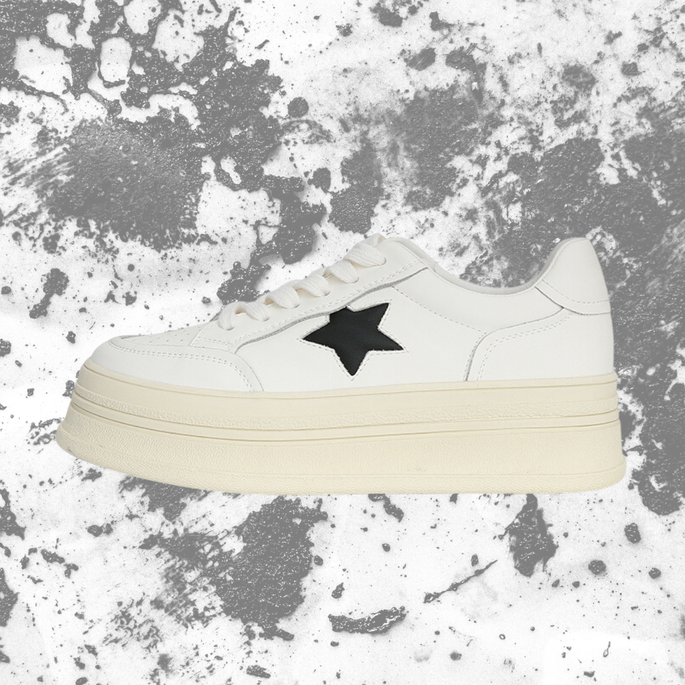 “Simple Thick Base Star” Shoes