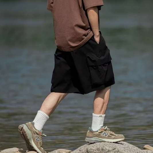 "Outdoor Solid Color Cargo" Shorts