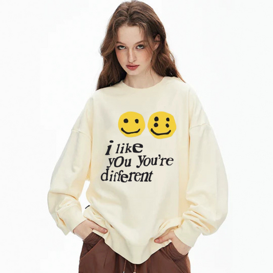 “Niche design smiley letter print” Sweatshirt