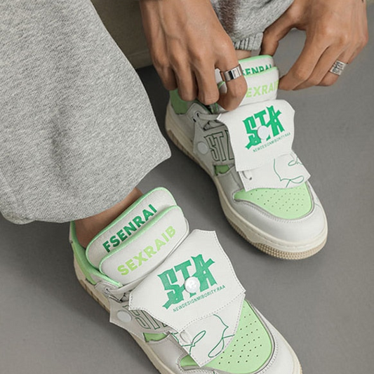 “Green Graffiti”Shoes